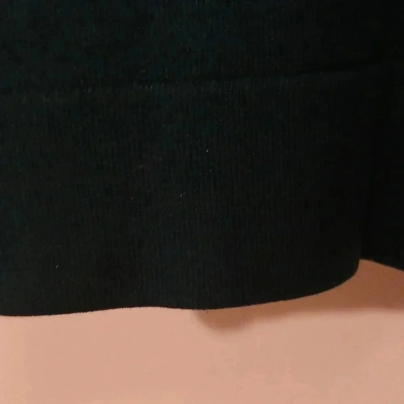 Emerald  green 3/4 length sleeves sweater - Picture 8 of 8